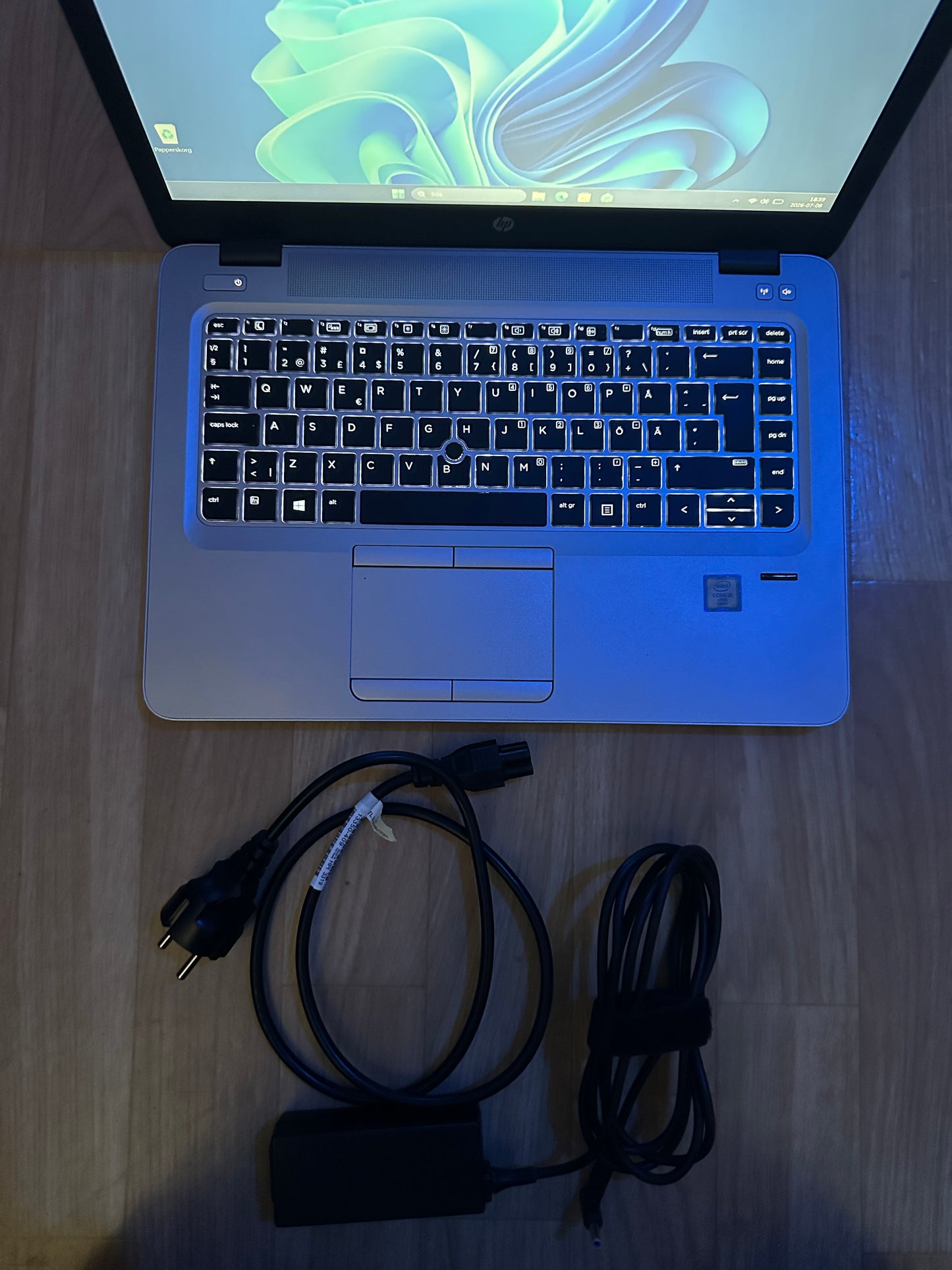 HP EliteBook 840 G3 | Windows 11 Pro | Office ingår | 4G (SIM-stöd)| Nytt batteri